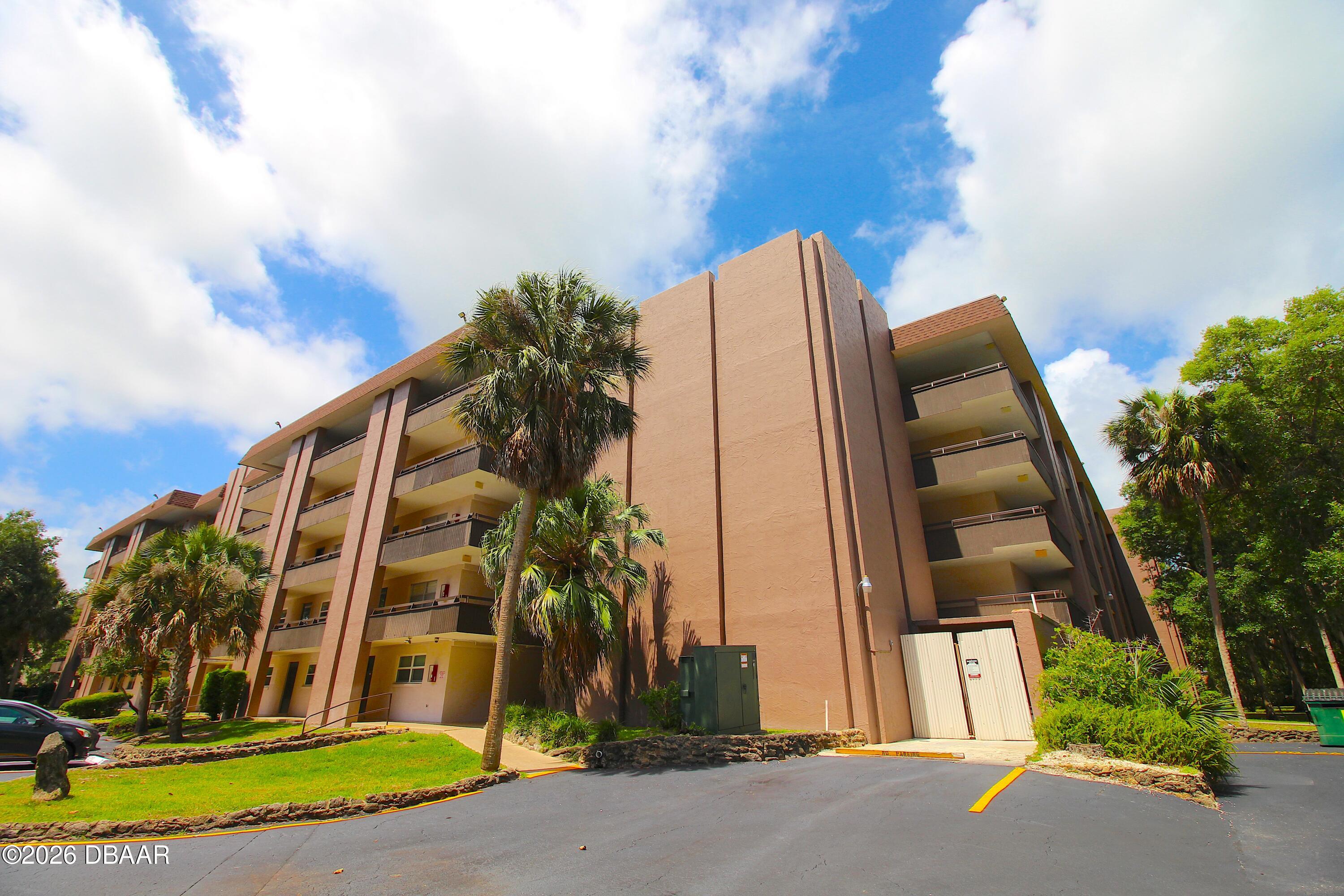 Residential in Ormond Beach 5