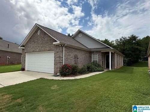 4865 Longmeadow Dr, BESSEMER, AL, 35022-7026 | Card Image