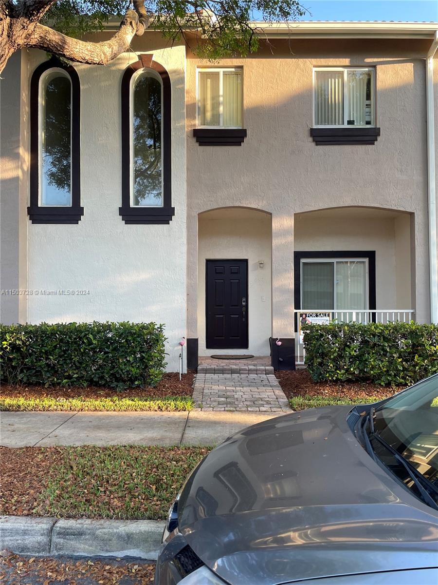 19th Ct, Homestead, FL 33035