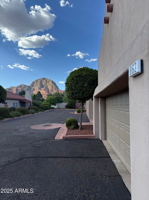 862 Dusty Rose Dr, Sedona, AZ, 86336-7428 | Card Image