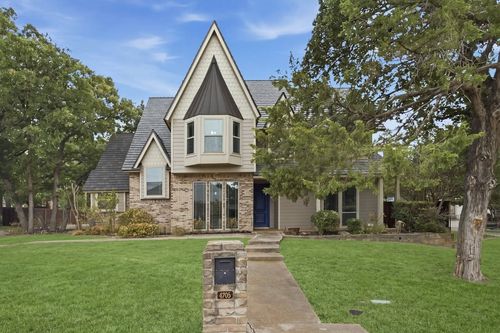 4705 Villa Vera Dr, Arlington, TX, 76017-2603 | Card Image