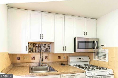 apt-305-4343 Cherry Hill Rd, ARLINGTON, VA, 22207-3241 | Card Image