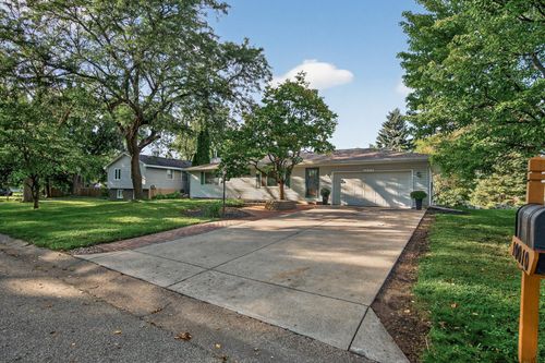 10010 36th Pl N, Plymouth, MN, 55441-1654 | Card Image
