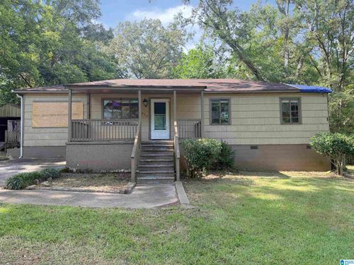 700 22nd Ter Ne, Center Point, AL, 35215-3934 | Card Image