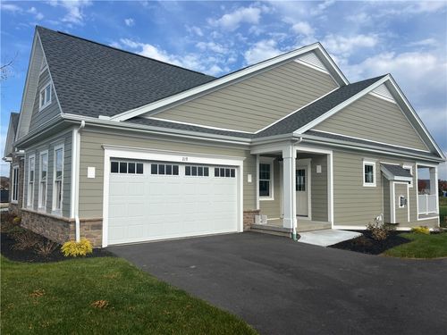 249 Cos Grande Hts, Rochester, NY, 14618-2672 | Card Image