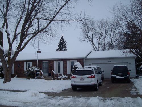 1312 Michael Ave, Celina, OH, 45822-9754 | Card Image