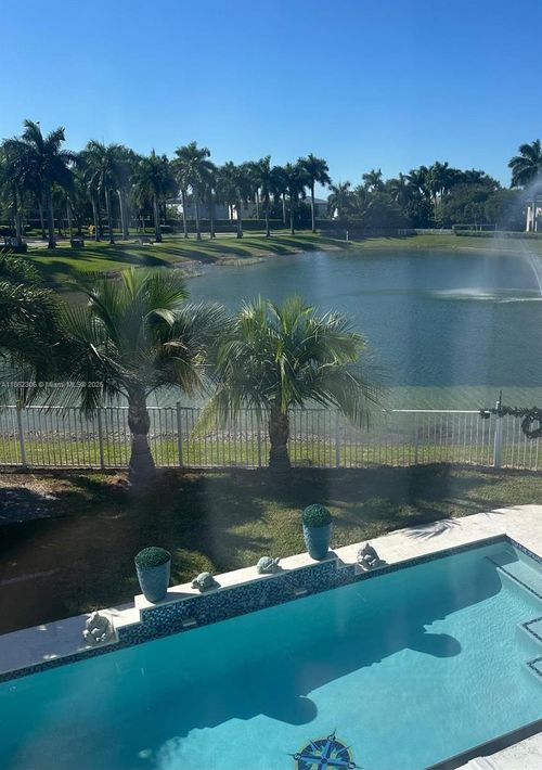 318 Ne 31st Ave, Homestead, FL, 33033-7270 | Card Image