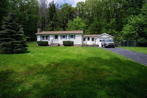 135 Ellis Rd, Westminster, MA, 01473-1327 | Card Image