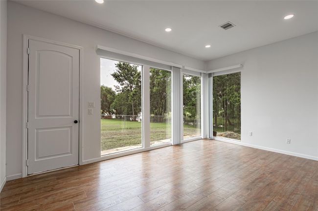 20 Coolcrest Dr, House other with 3 bedrooms, 2 bathrooms and 2 parking in Pointblank TX | Image 13