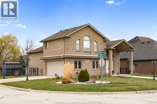 8384 Annie Ave, Mcgregor, ON, N0R1J0 | Card Image