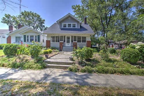 1591 W Decatur St, Decatur, IL, 62522-2749 | Card Image
