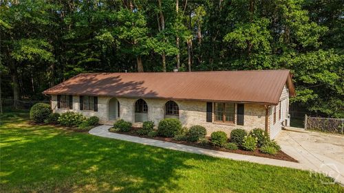 1191 Arrowhead Rd, Watkinsville, GA, 30677-1989 | Card Image