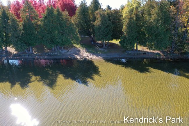 734 Short Point Rd, House other with 3 bedrooms, 3 bathrooms and 8 parking in Lyndhurst ON | Image 44