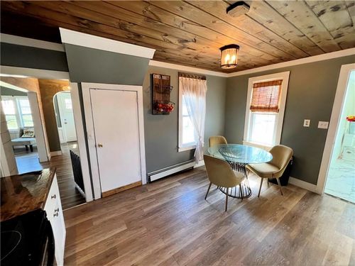 61 Cottage St, Rock Glen, NY, 14550 | Card Image