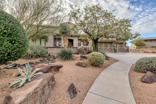996 Homestead Cir, St George, UT, 84770-7084 | Card Image