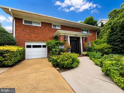 6801 Old Chesterbrook Rd, MCLEAN, VA, 22101-4407 | Card Image