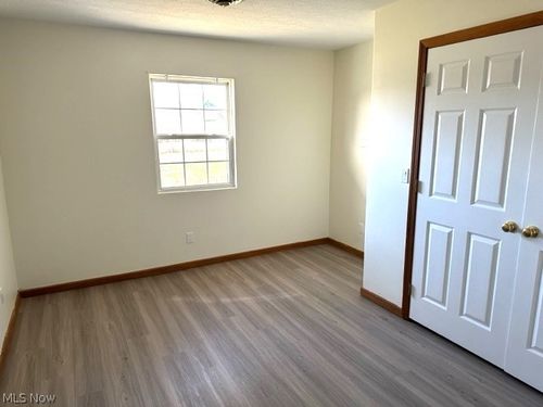 b-6125 Austin Lane Drive, Nashport, OH, 43830 | Card Image