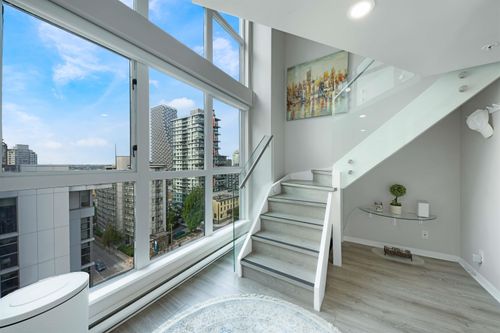 801-1238 Seymour St, Vancouver, BC, V6B6J3 | Card Image
