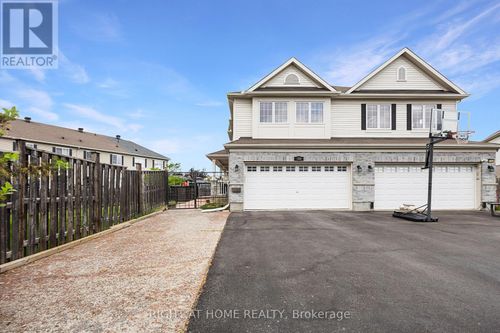 188 Patriot Pl, Kanata, ON, K2M0B9 | Card Image