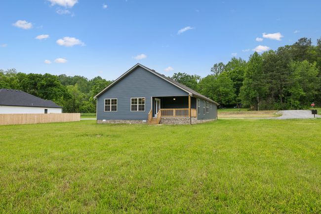 1936 Flats Rd, House other with 3 bedrooms, 2 bathrooms and 2 parking in Cunningham TN | Image 36
