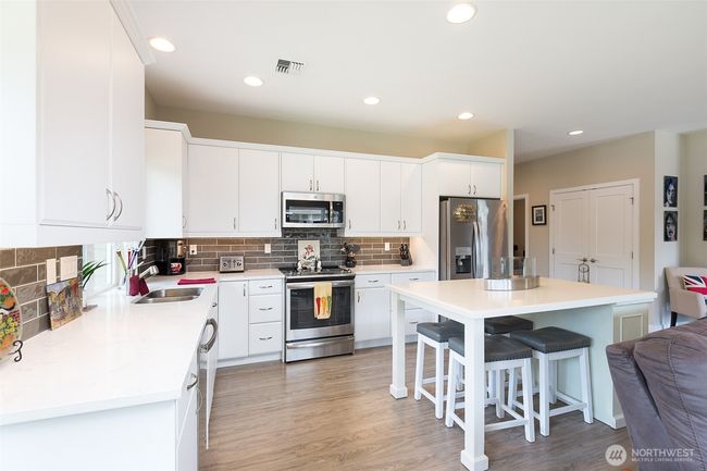 510 W Evergreen Farm Way, Condo with 2 bedrooms, 2 bathrooms and 3 parking in Sequim WA | Image 21