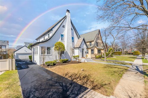 119 Stratford Rd, W Hempstead, NY, 11552-1723 | Card Image