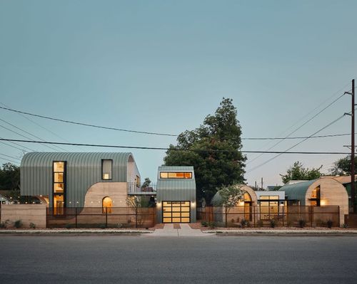 2201 Garden St, Austin, TX, 78702-5601 | Card Image