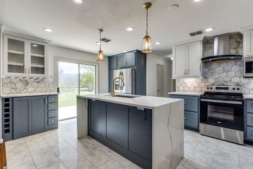 320 Mesa Verde Way, Wylie, TX, 75098-6984 | Card Image