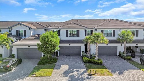 7584 Carnegie Way, NAPLES, FL, 34119-9840 | Card Image