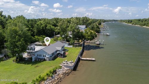 1074 Sea Gate Dr, Newport, NC, 28570-6280 | Card Image
