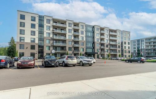 106-107 Roger St, Waterloo, ON, N2J0G3 | Card Image