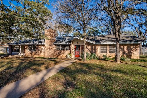 504 Austin Dr, Mineral Wells, TX, 76067-5010 | Card Image