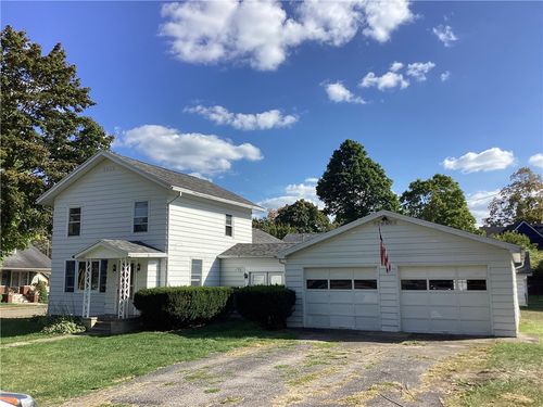 31 Massachusetts St, Nunda, NY, 14517-9407 | Card Image