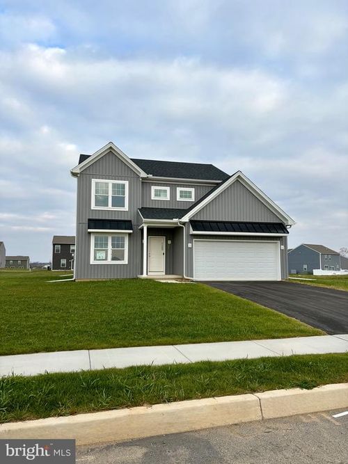 233 Pilgrim Dr, LANCASTER, PA, 17603-5686 | Card Image