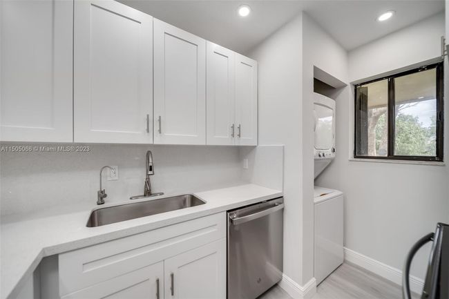 APT-211 - 677 Trace Cir, Condo with 2 bedrooms, 2 bathrooms and null parking in Deerfield Beach FL | Image 13