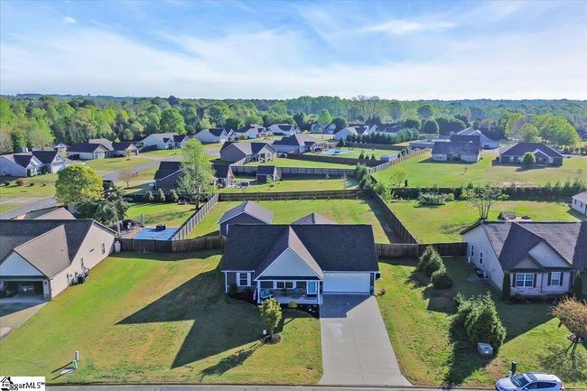 407 Braeburn Fields Ct, House other with 3 bedrooms, 2 bathrooms and 4 parking in Inman SC | Image 39
