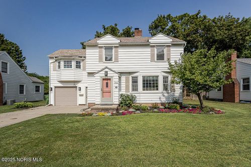 724 Inwood Pl, Maumee, OH, 43537-3723 | Card Image