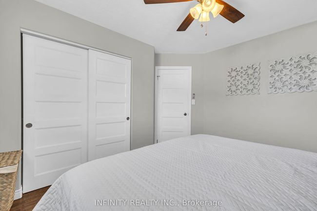 1803 Vicky Cir, House other with 4 bedrooms, 2 bathrooms and 2 parking in Windsor ON | Image 16