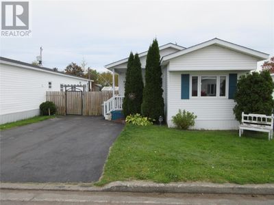 61 Eltero Pk, House other with 2 bedrooms, 1 bathrooms and null parking in Bishops Falls NL | Image 2