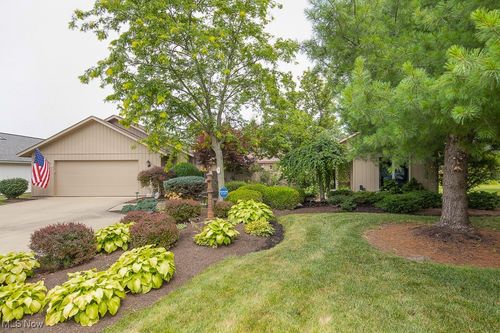 32986 Woodhaven Circle, North Ridgeville, OH, 44039 | Card Image