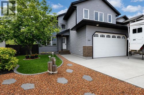 9211 102 Ave, Sexsmith, AB, T0H4A0 | Card Image