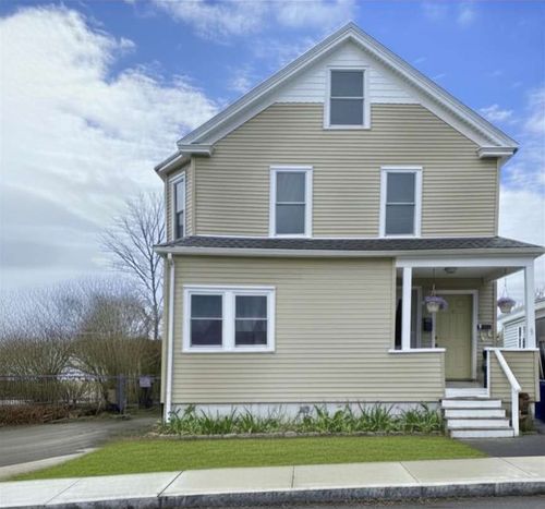 19 Vernon Ave, Newport, RI, 02840-1431 | Card Image