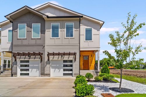 4010 Indiana Ave, Nashville, TN, 37209-2430 | Card Image