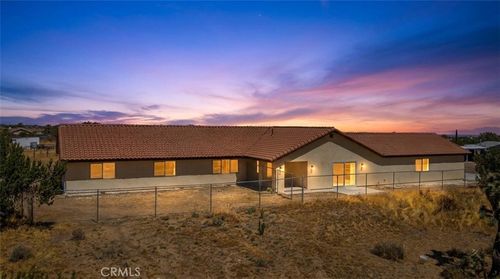 9780 Aster Rd, Oak Hills, CA, 92344-0243 | Card Image