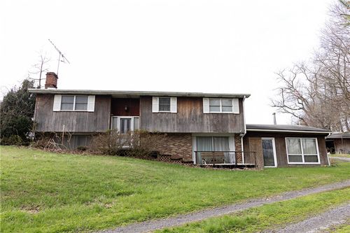 120 Buhl Rd, Evans City, PA, 16033-7942 | Card Image