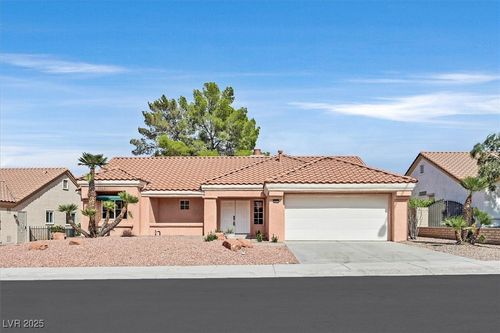 2820 Golf Links Dr, Las Vegas, NV, 89134-8506 | Card Image
