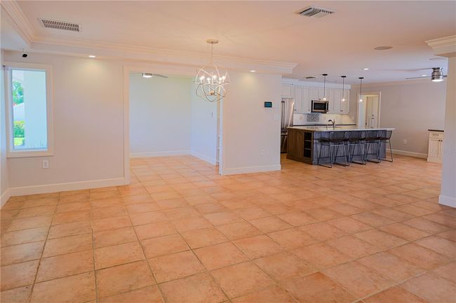 606 Owl Way, House other with 3 bedrooms, 3 bathrooms and null parking in SARASOTA FL | Image 5