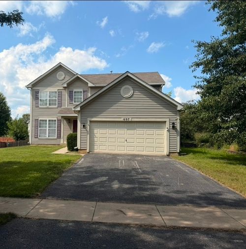 607 Searl St, Plano, IL, 60545-1597 | Card Image