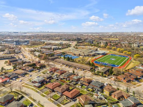 12-7450 Darcel Ave, Mississauga, ON, L4T2X7 | Card Image