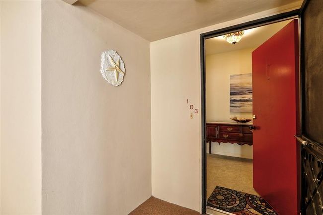 APT-103 - 6155 S Mirror Lake Dr, Condo with 2 bedrooms, 2 bathrooms and null parking in Sebastian FL | Image 4